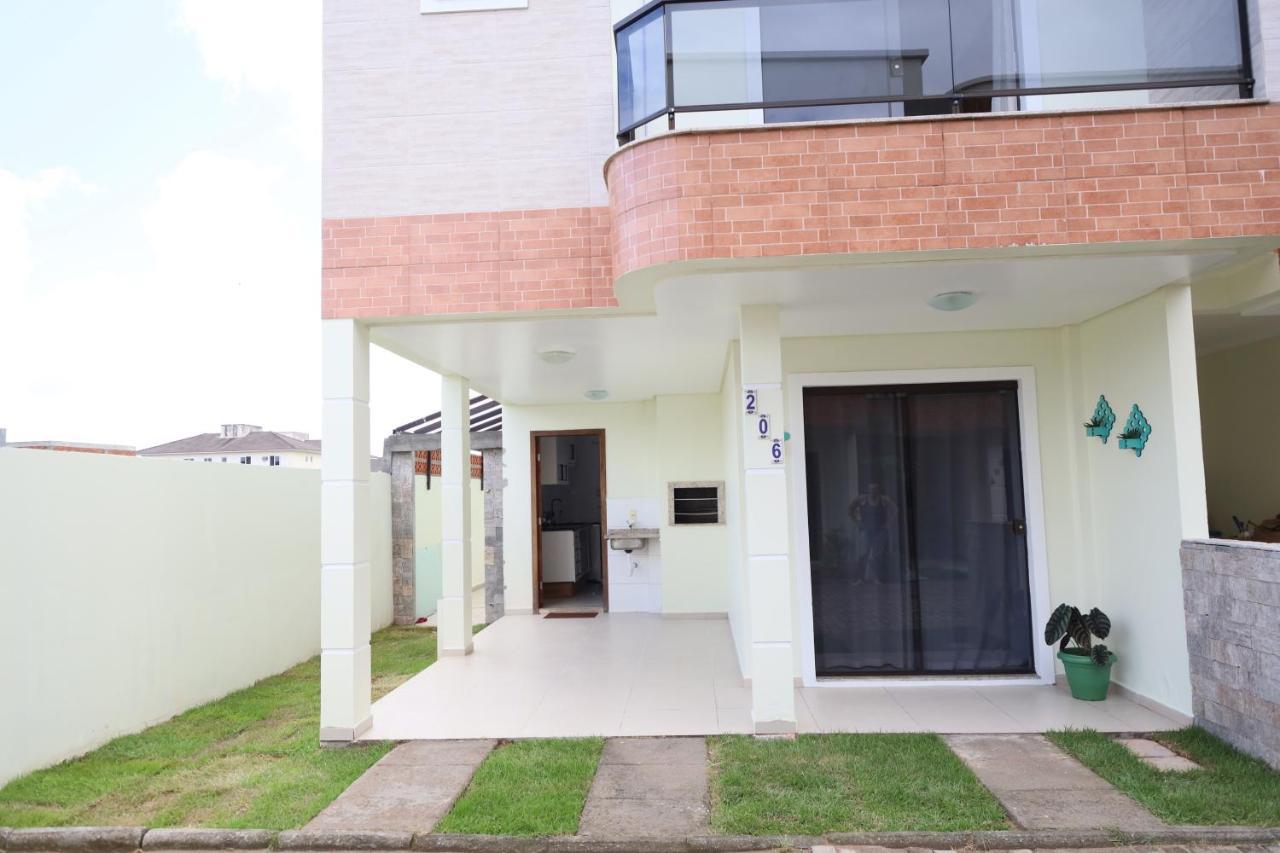 Sobrados Aconchegantes 2 Ou 3 Quartos Сasa de vacaciones Florianópolis